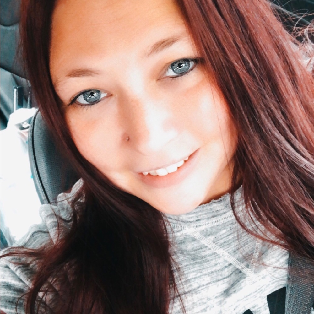 Meet your Posher, Christina